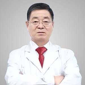 姚万国