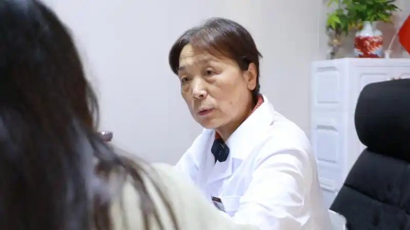 从形神兼备到心身同调，精神科专家杨秋莉中西结合点亮精神疾病患者希望