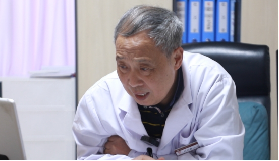 精神疾病西药戒断难，舌象辨证解困局——央视水均益对话精神专家杜万君